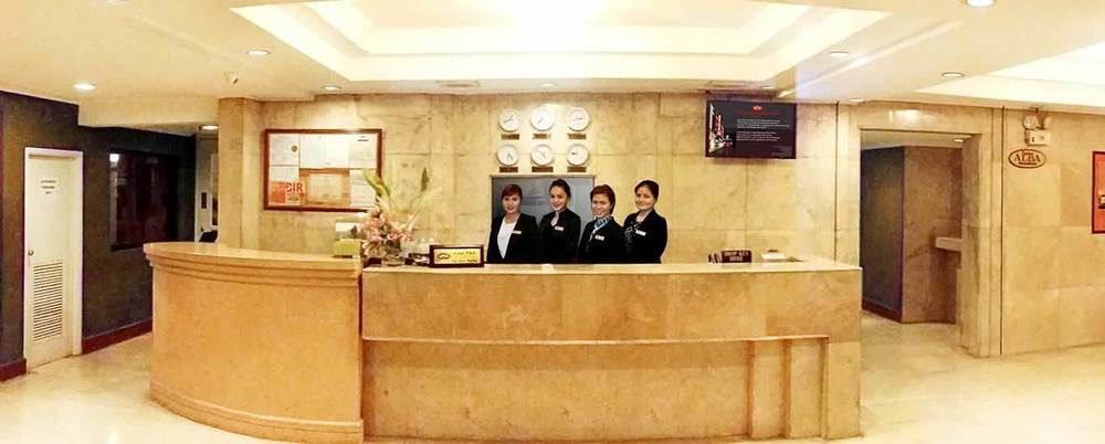 Cherry Blossoms Hotel Manila Exterior foto